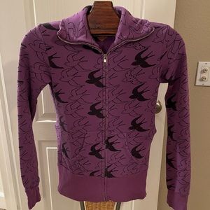 Primp sweatshirt size small (p)